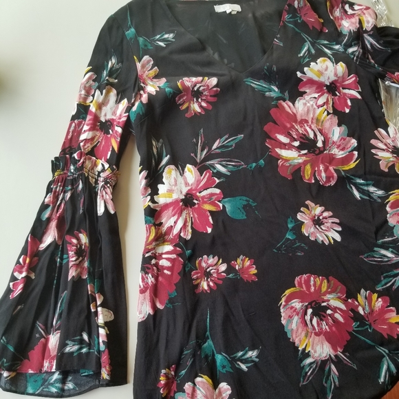 1. State Women's Bell Sleeve Dress NWT, Size Small - Picture 5 of 12